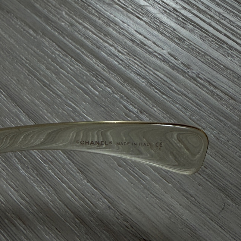 Chanel透明漸層香檳金墨鏡-4