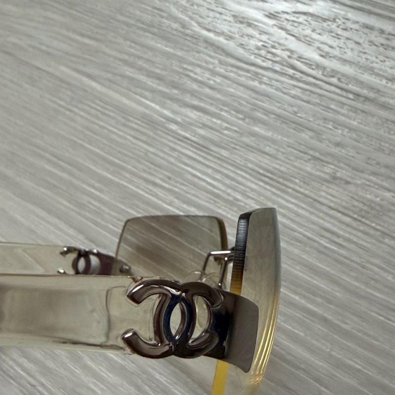 Chanel透明漸層香檳金墨鏡-8