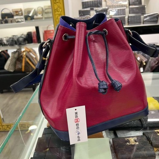 東區正精品㊣LV EPI 藍紫紅三色水波紋束口水桶包肩背包斜背包 RZ4115-4