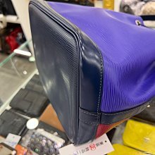 東區正精品㊣LV EPI 藍紫紅三色水波紋束口水桶包肩背包斜背包 RZ4115-8