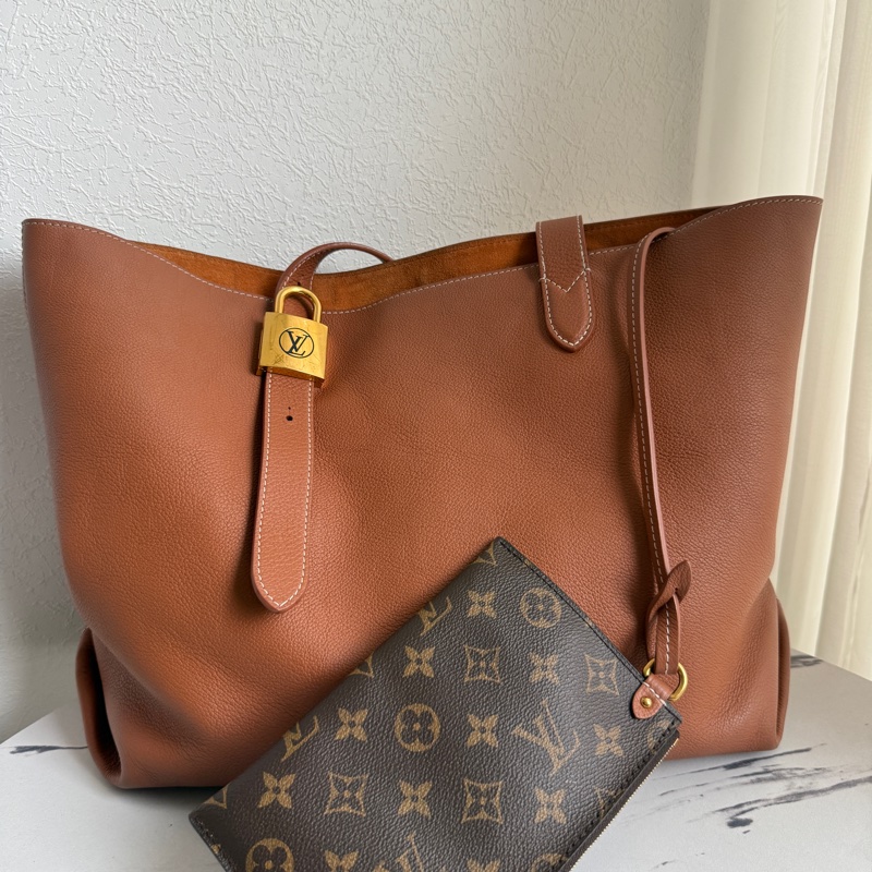 Lv 大鎖頭🔒大托特💕💕焦糖色-1