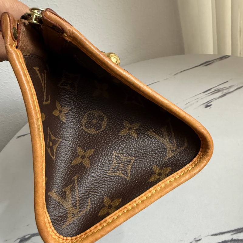 lv 手提包 老花 很可愛-7