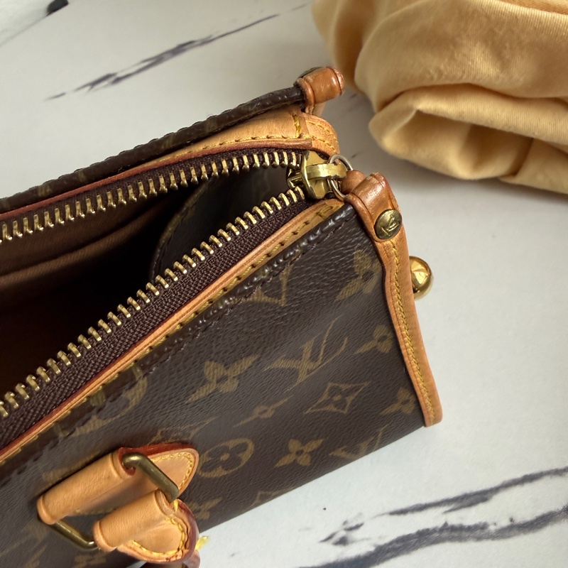 lv 手提包 老花 很可愛-10