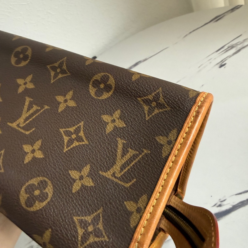 lv 手提包 老花 很可愛-16