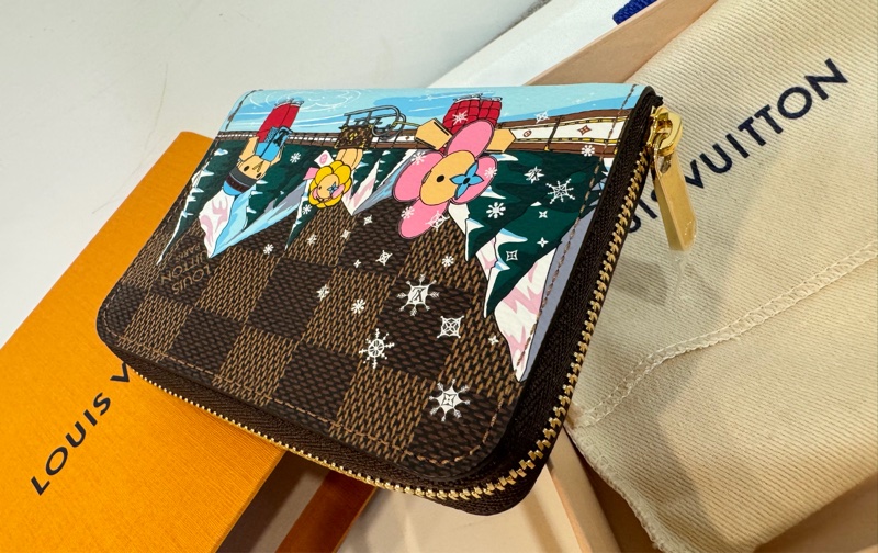 LV 專櫃正品N40721 拉鏈零錢包 經典格紋 限量款式 全新品-2