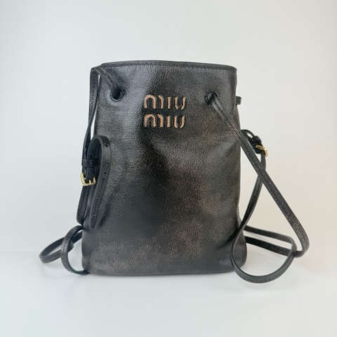 miumiu 做舊咖啡色  小水桶包  閒置新 帶購證！