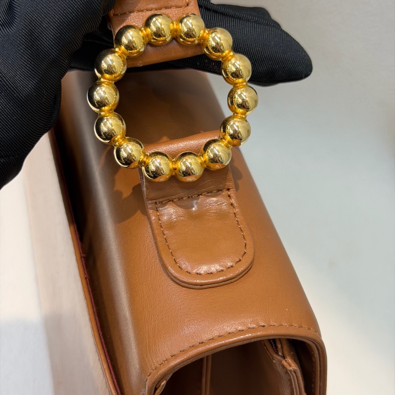 Moschino XO金屬釦棕色手提包 I889-45