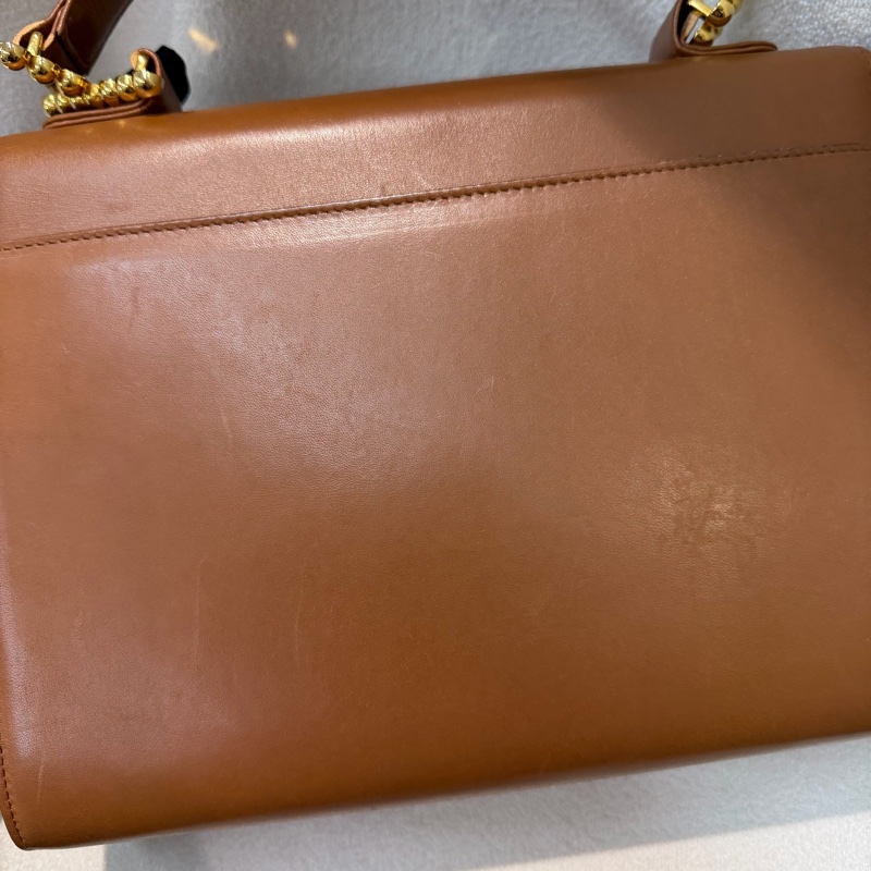 Moschino XO金屬釦棕色手提包 I889-54