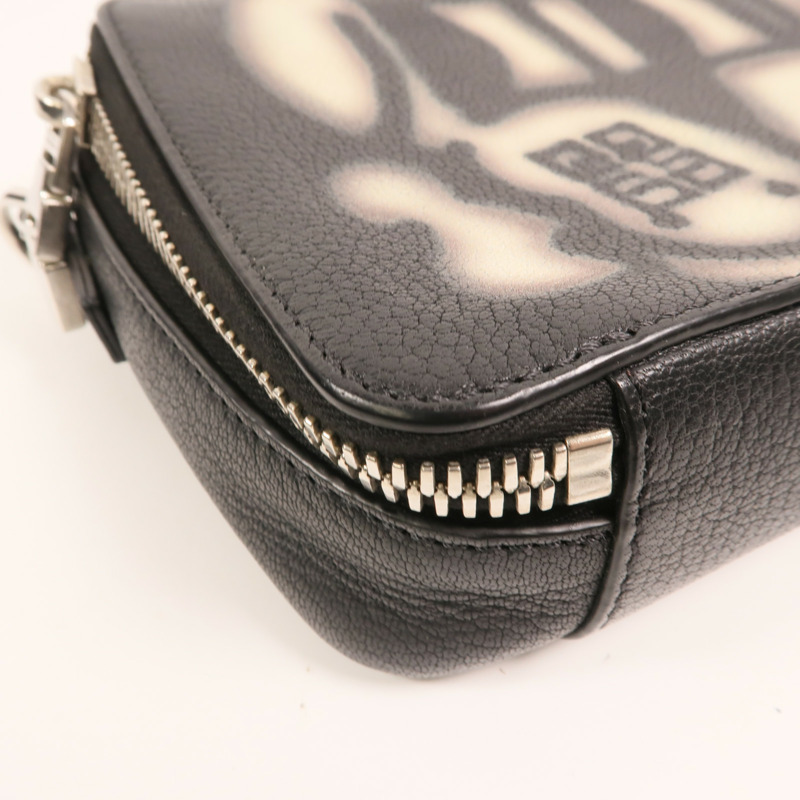 GIVENCHY 牛皮皮革Shoulder Bag銀扣肩背袋-9