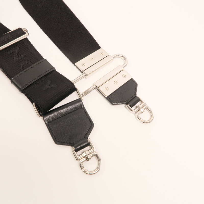 GIVENCHY 牛皮皮革Shoulder Bag銀扣肩背袋-14