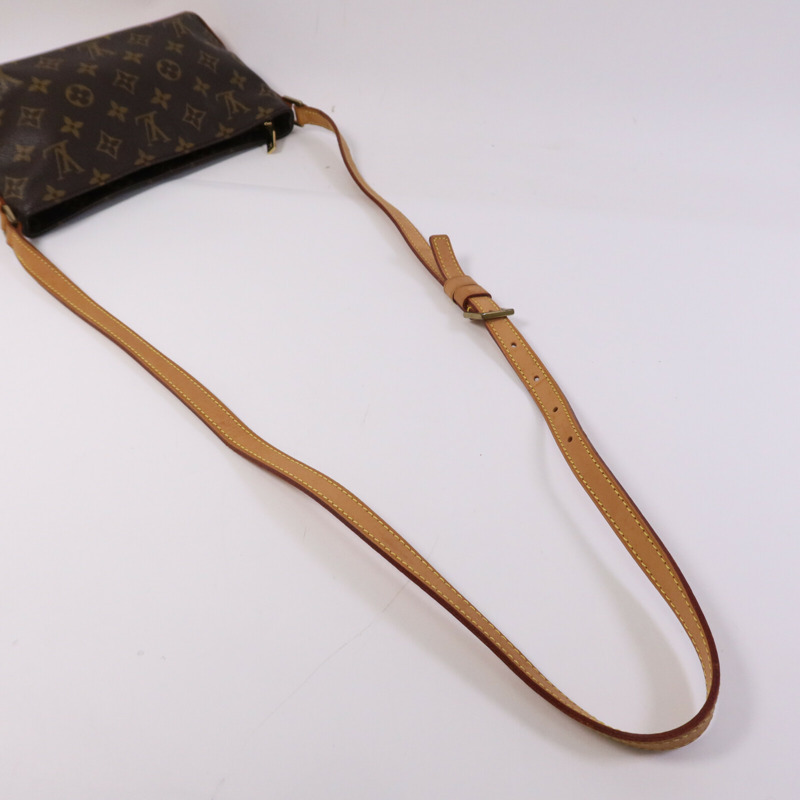 LOUIS VUITTON Monogram Trotteur金扣肩背袋-9