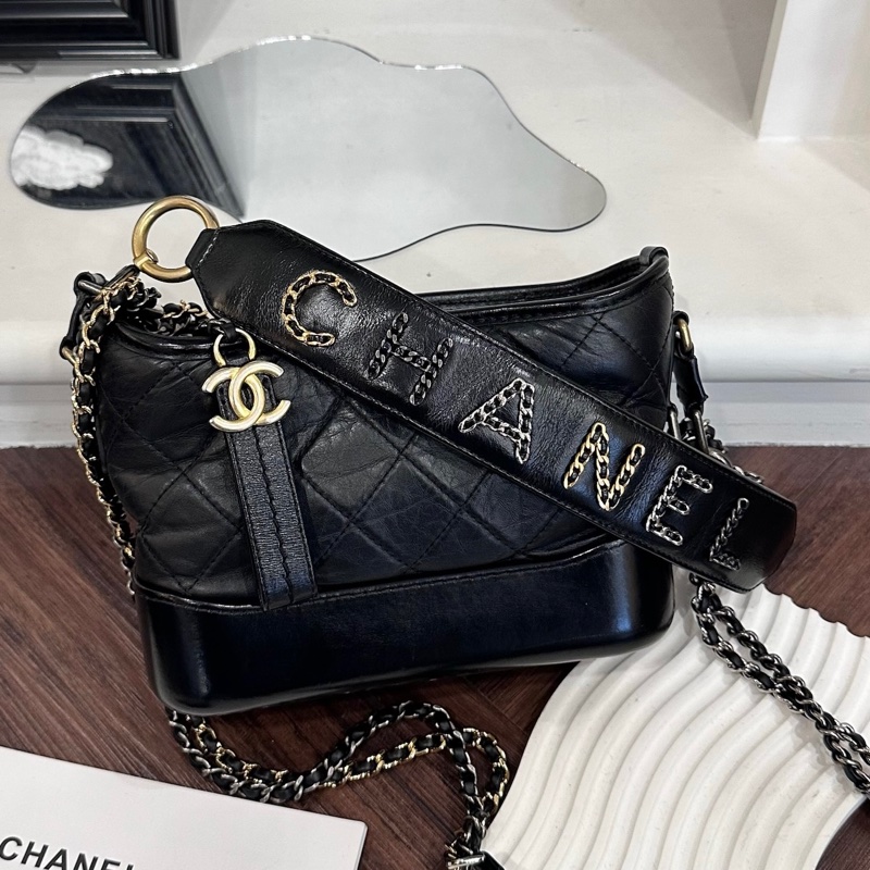 CHANEL 流浪包提把LOGO款 小號黑 AS0865/29開-0