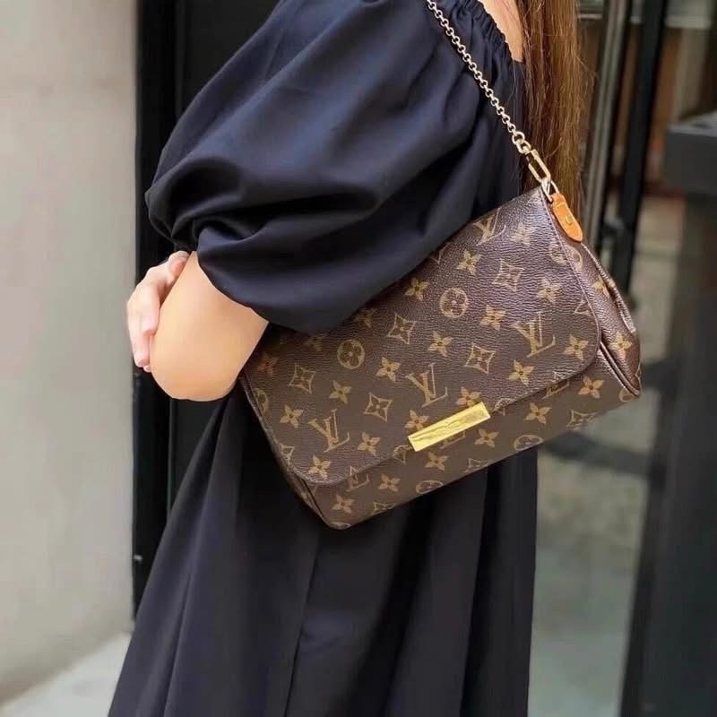 Lv favorite mm 大款腋下包斜背包-1