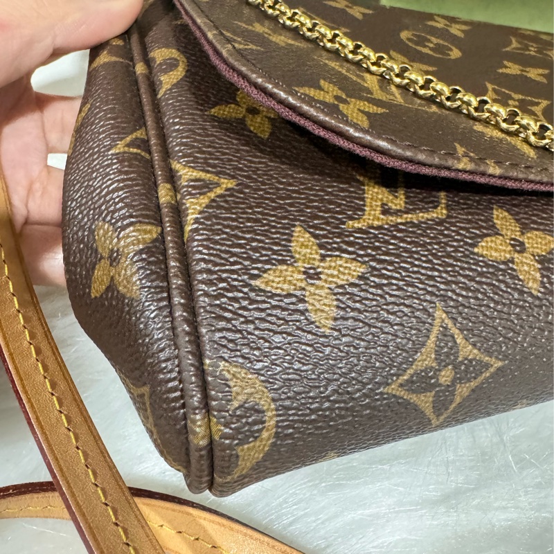 Lv favorite mm 大款腋下包斜背包-13