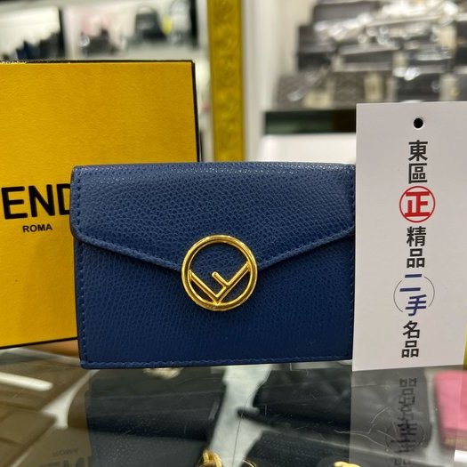 東區正精品㊣FENDI 8M0395 藍色全皮金屬LOGO牛皮三折小短夾 RA1554-0