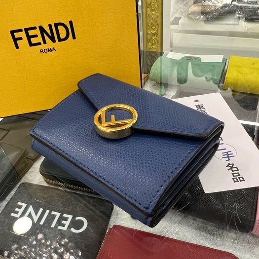 東區正精品㊣FENDI 8M0395 藍色全皮金屬LOGO牛皮三折小短夾 RA1554-2