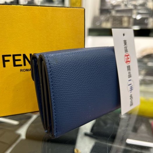 東區正精品㊣FENDI 8M0395 藍色全皮金屬LOGO牛皮三折小短夾 RA1554-8