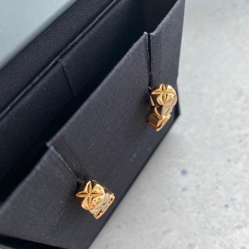 香奈兒26p爆款耳環！又輕又像coco crush 超值又好戴的耳環-5