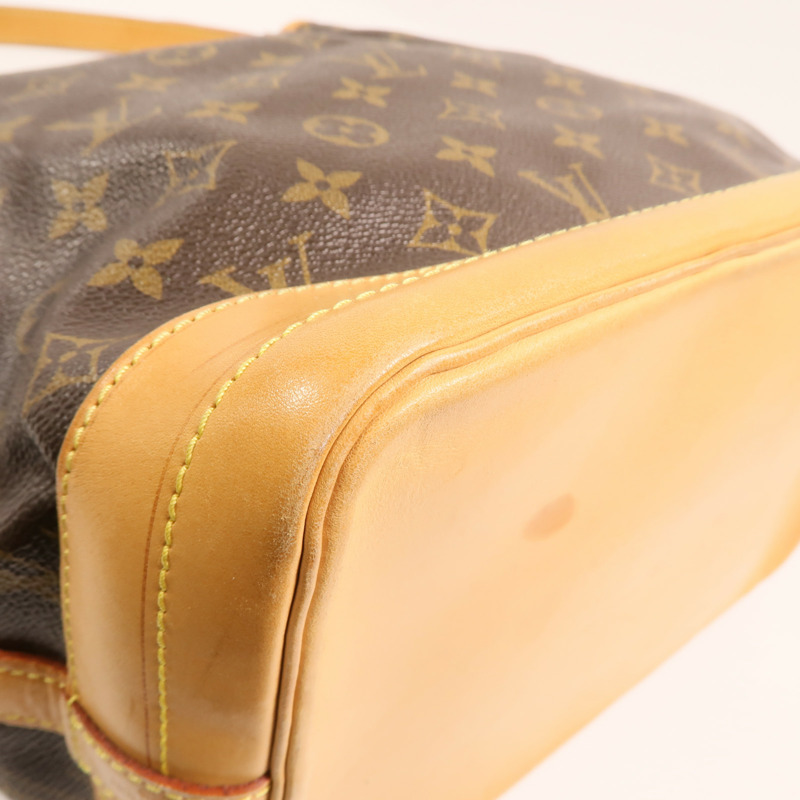 LOUIS VUITTON Monogram Noe Bucket Bag金扣肩背袋-11