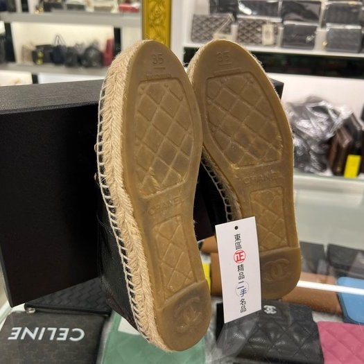 東區正精品㊣CHANEL G35602 香奈兒黑色漆皮水鑽雙C LOGO娃娃鞋鉛筆鞋 35號 RZ3900-4