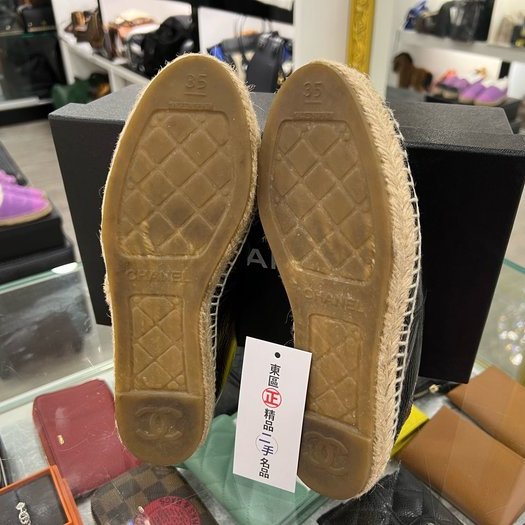 東區正精品㊣CHANEL G35602 香奈兒黑色漆皮水鑽雙C LOGO娃娃鞋鉛筆鞋 35號 RZ3900-5