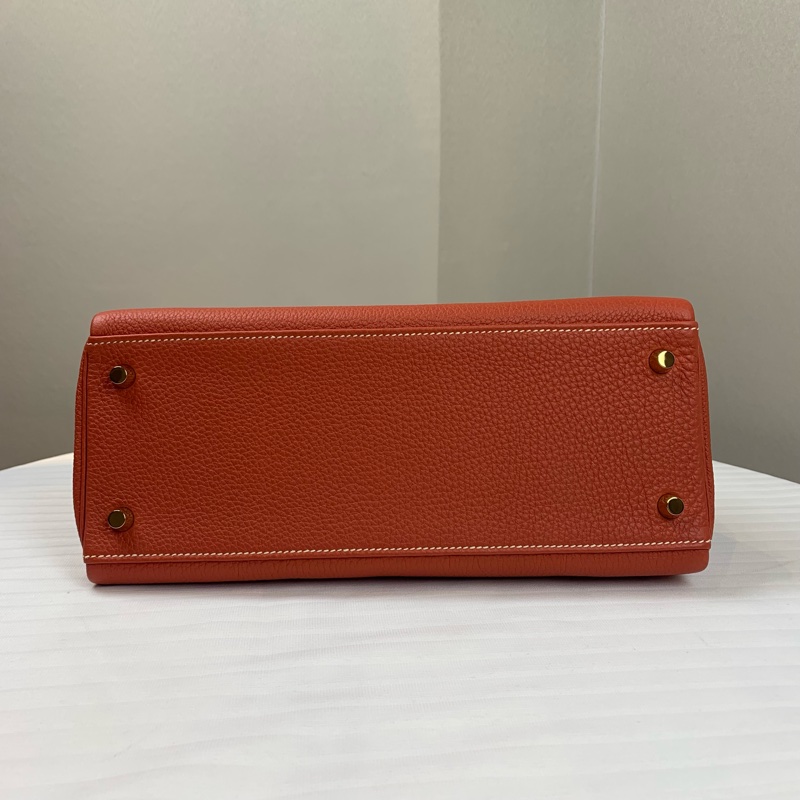 HERMES Kelly28 三文魚紅 手提斜挎單肩都適配 尺寸：28*22*10 配件：盒子 鑰匙 鎖頭 發票 塵袋-6