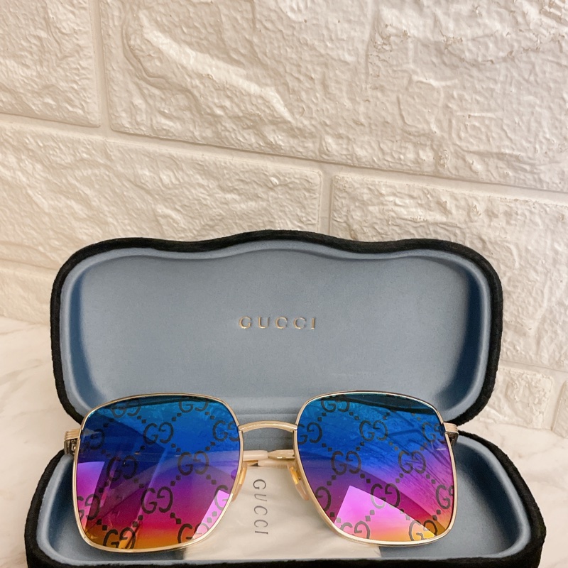 全新超甜斷貨款✨Gucci古馳極光漸變色滿版Logo飛行墨鏡（男女皆可）-2