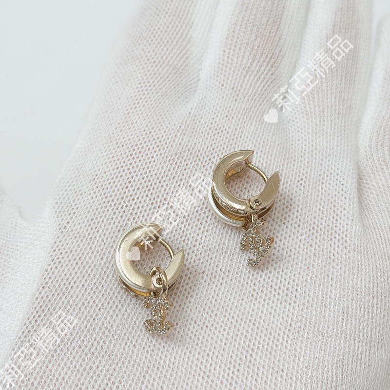 莉亞精品♡ Chanel 水鑽logo易扣式耳環 近新美品-5