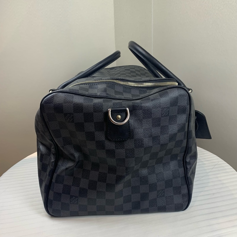 Louis Vuitton LV 男士棋盤格黑色大號旅行袋登機箱 有長肩帶和鎖頭 尺寸：55*25*28cm-3