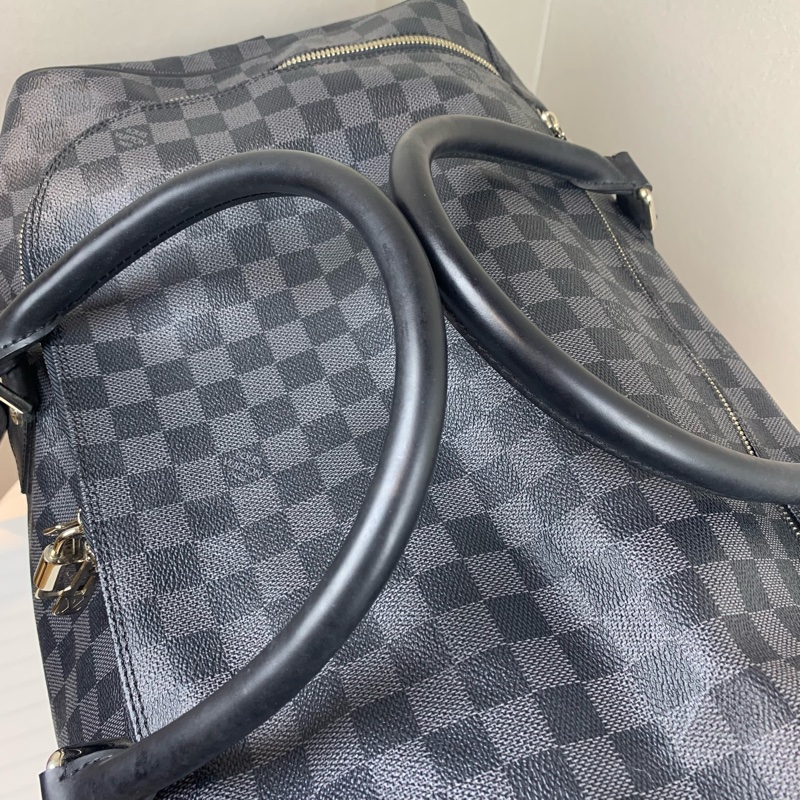 Louis Vuitton LV 男士棋盤格黑色大號旅行袋登機箱 有長肩帶和鎖頭 尺寸：55*25*28cm-4