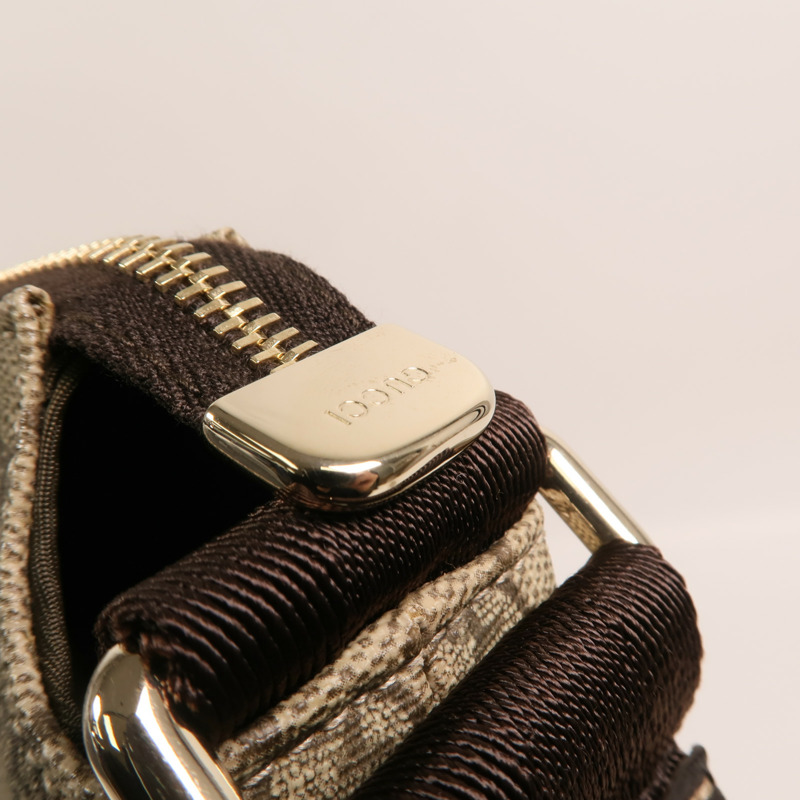 GUCCI 塗層帆布Shoulder Bag金扣肩背袋-15