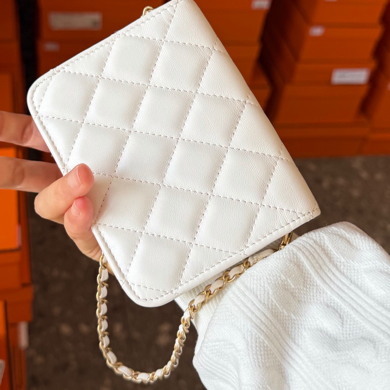 Chanel Gold ball mini flap 迷你金球翻蓋包-2