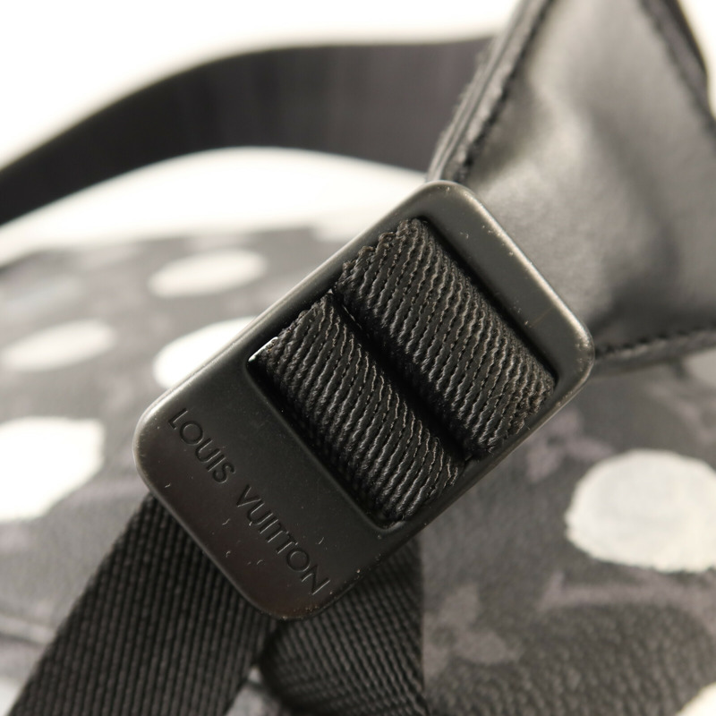 LOUIS VUITTON Monogram Eclipse LV X YK Christopher MM背包-9