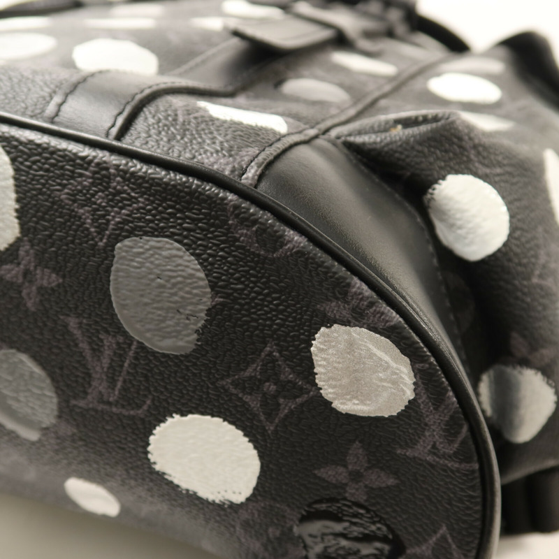 LOUIS VUITTON Monogram Eclipse LV X YK Christopher MM背包-12