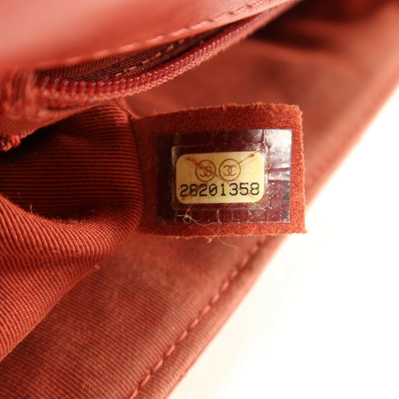 CHANEL 牛皮皮革Chevron Flap Bag金扣鏈帶肩背袋-6