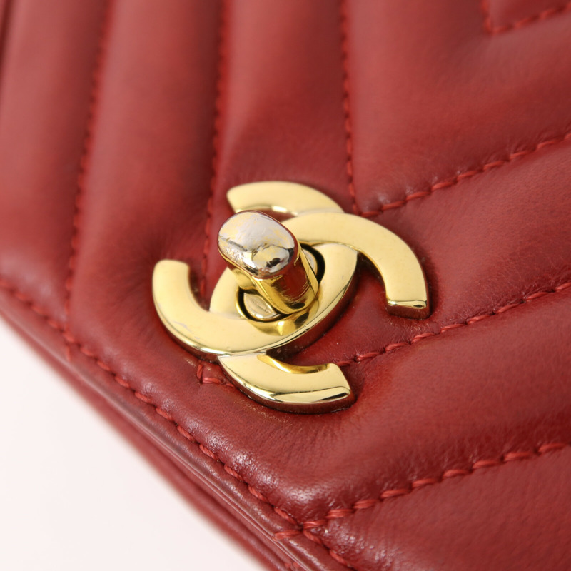 CHANEL 牛皮皮革Chevron Flap Bag金扣鏈帶肩背袋-9