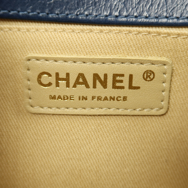 CHANEL 牛皮皮革Boy 25金扣鏈帶肩背袋-5