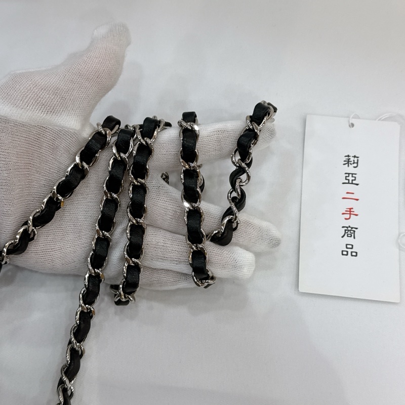 莉亞精品♡ Chanel A35200 黑銀方胖 二手-19
