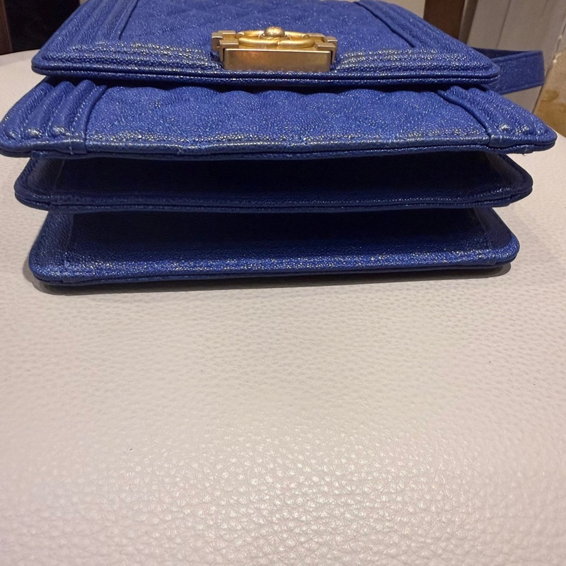 Chanel Boy Bag牛皮純色菱格絎縫方形雙C鎖扣單肩包-2