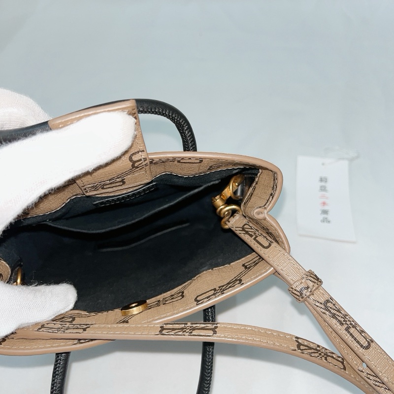 莉亞精品♡BALENCIAGA 老花 咖色 手機包 二手-20