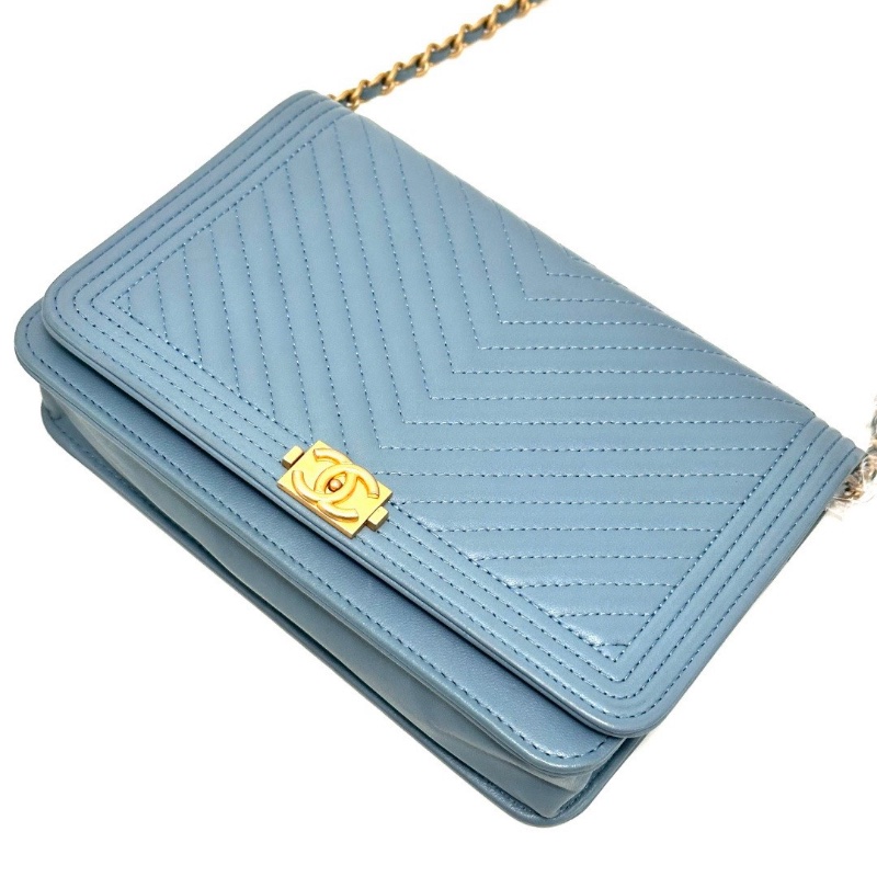 CHANEL LeboyWOC藍色 金扣V紋肩背斜背包19*13*4 98新配件盒子塵袋購證 毛氈布-1
