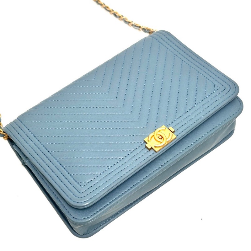 CHANEL LeboyWOC藍色 金扣V紋肩背斜背包19*13*4 98新配件盒子塵袋購證 毛氈布-3