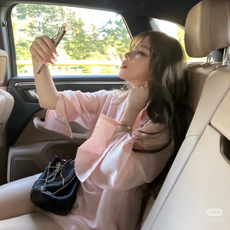 CHANEL 黑金抽繩水桶肩背斜背包15*19*12 98新配件塵袋-0