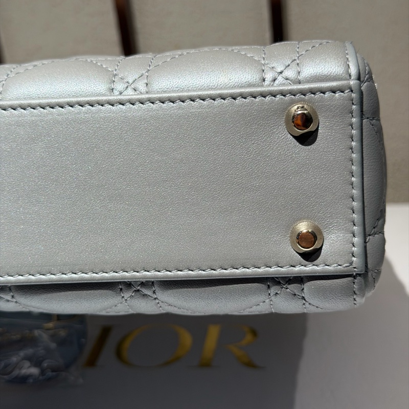 【99新 ✨ 全網最低價！】Lady dior mini 戴妃三格 灰色金扣 羊皮（下單前先詢問庫存❗️）-16