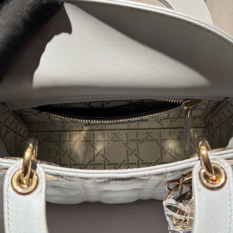 【99新 ✨ 全網最低價！】Lady dior mini 戴妃三格 灰色金扣 羊皮（下單前先詢問庫存❗️）-21