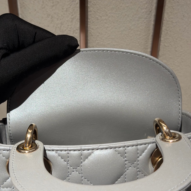 【99新 ✨ 全網最低價！】Lady dior mini 戴妃三格 灰色金扣 羊皮（下單前先詢問庫存❗️）-24
