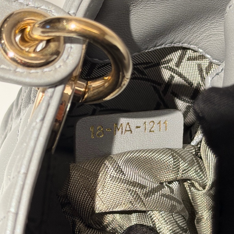 【99新 ✨ 全網最低價！】Lady dior mini 戴妃三格 灰色金扣 羊皮（下單前先詢問庫存❗️）-25