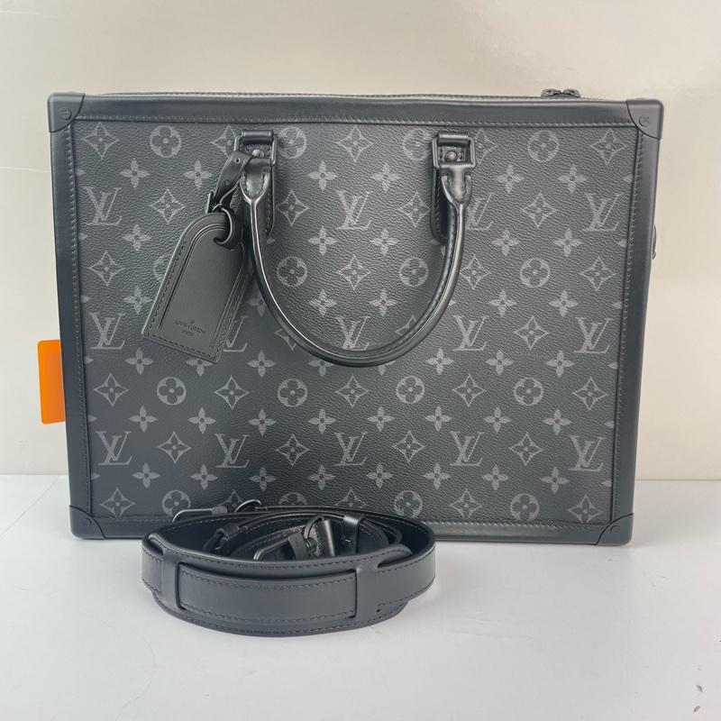 LouisVuitton路易威登黑花黑武士手提soft  trunk盒子黑花公文包 斜挎包-0