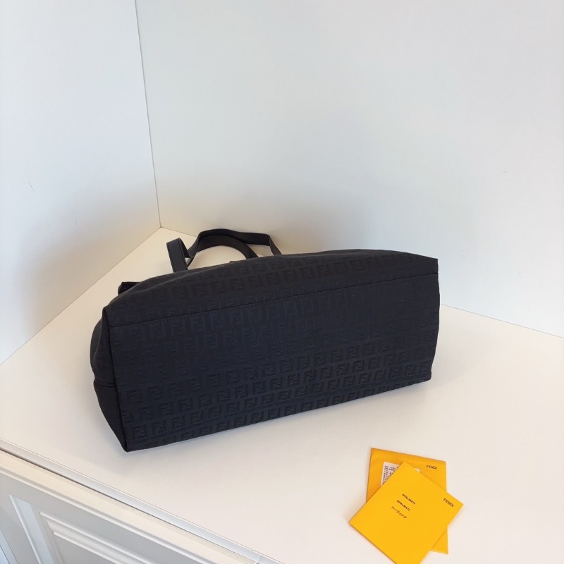 Fendi 黑銀老花帆布法棍大胖丁腋下托特包38*25*16  98新配件塵袋-4