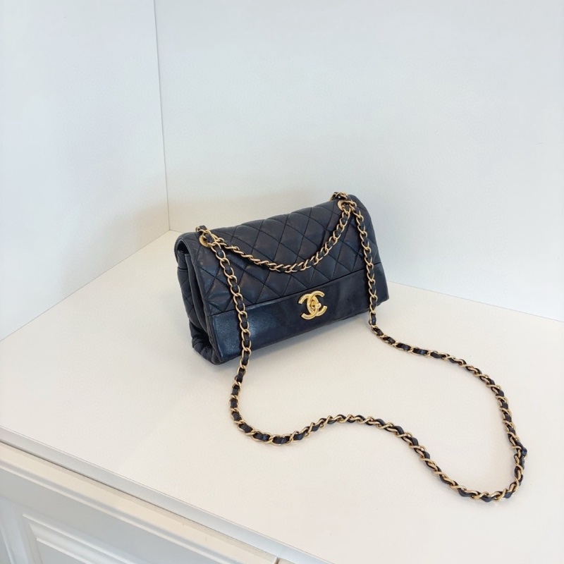 Chanel 黑金油臘皮拼光面牛皮 季節CF 口蓋包 25*17*6  98新配件塵袋-3